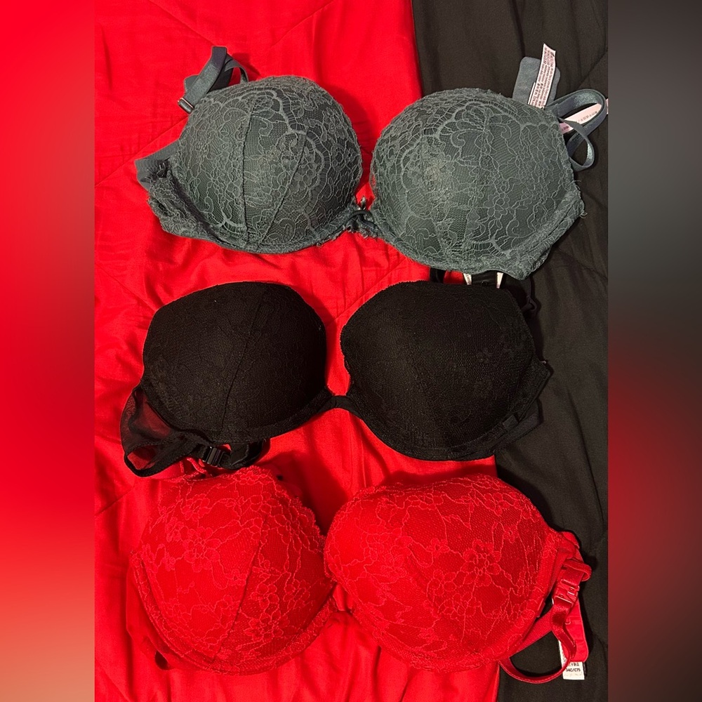 Victoria's Secret Lace Bra Trio - Green, Black, Red